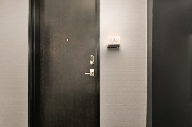 Building Photo - 1808 Minor Ave