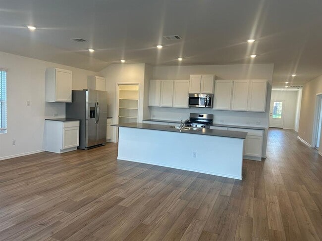 Building Photo - 4116 Home Pl Rd