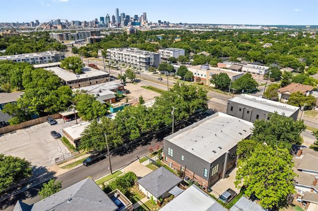 Building Photo - 737 N Zang Blvd