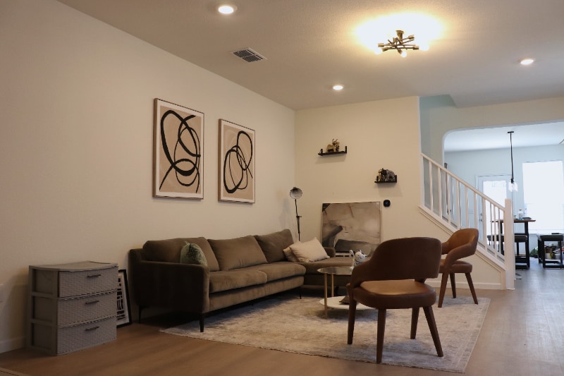 Building Photo - 7700 House Finch Dr