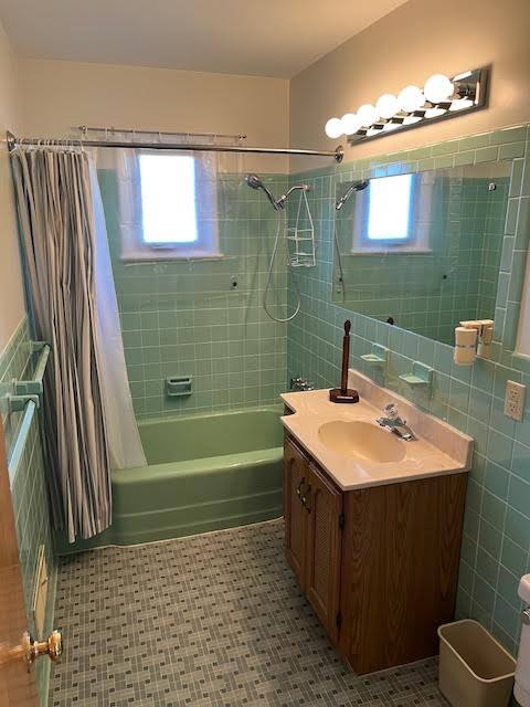 Building Photo - 1197 E Tracy Grove Rd