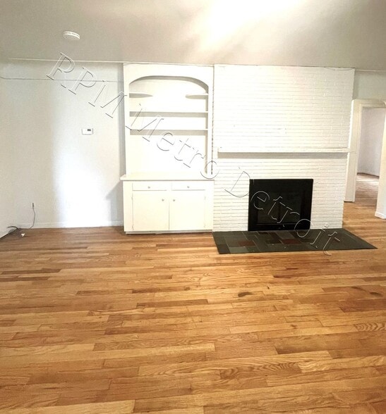 Building Photo - 32851 Linderman Ave