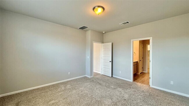 Building Photo - 12411 Zenyatta Dr
