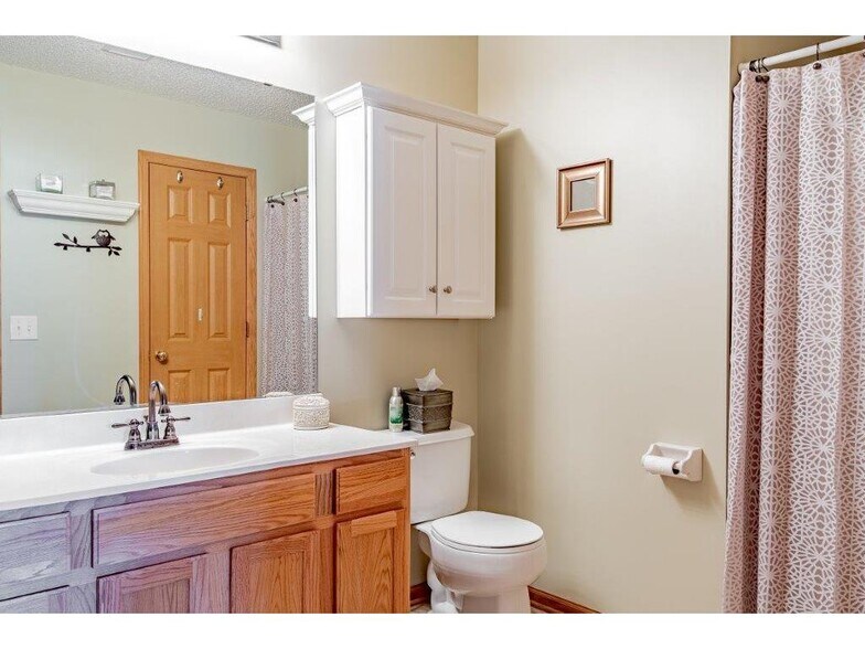 Building Photo - 11177 77th St NE