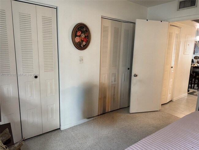 Building Photo - 13255 SW 9th Ct