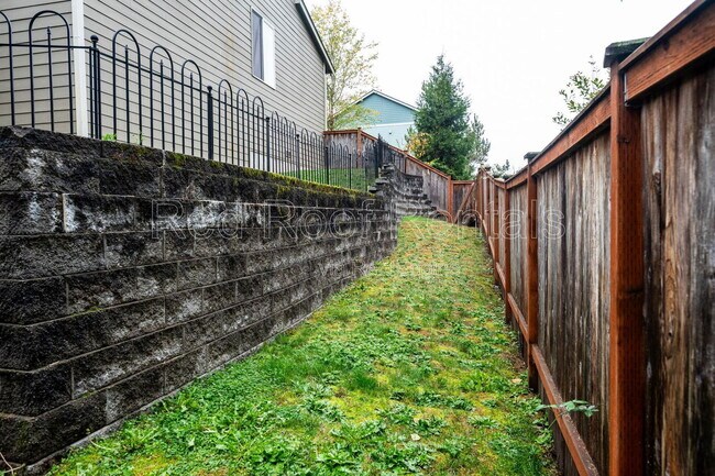 Building Photo - 4014 203rd St Ct E