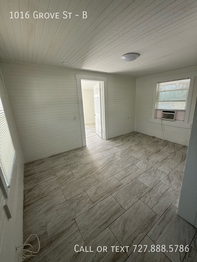 Building Photo - 1016 Grove St