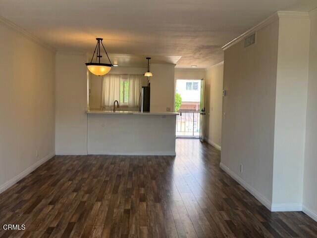 Building Photo - 2940 N Verdugo Rd