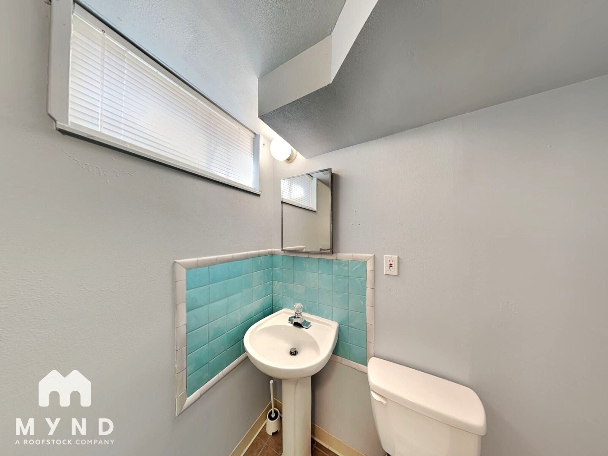 Building Photo - 1325 S Ingalls St