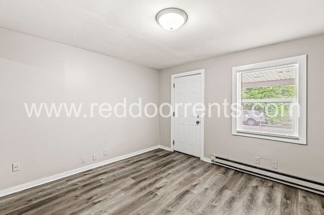 Building Photo - Your Perfect Indy Home is Waiting at 970 E...