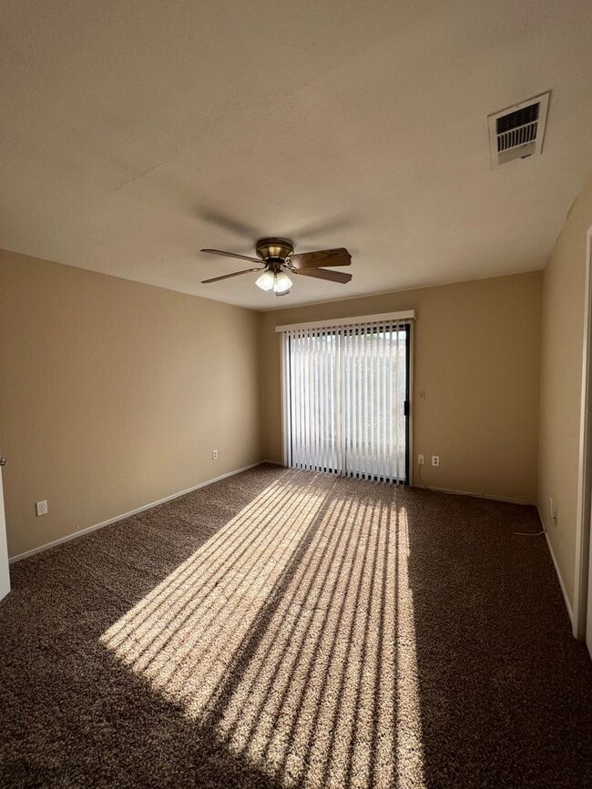 Building Photo - 8609 Lyn River Ct