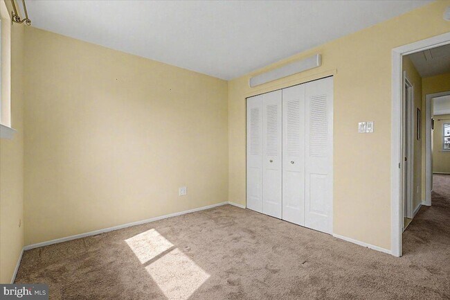 Building Photo - 2282 Suzann Dr