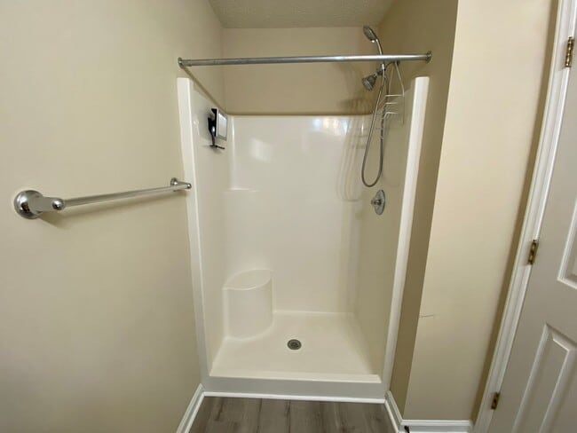 Building Photo - 533 Scholastic Ct