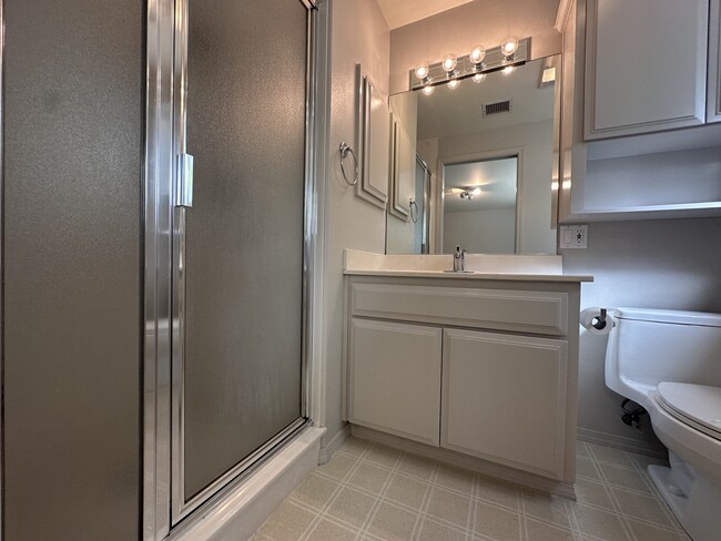 Building Photo - 3226 Chandler Egan Dr