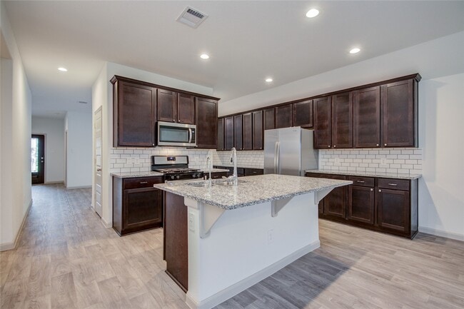 Building Photo - 3507 Telford Ln