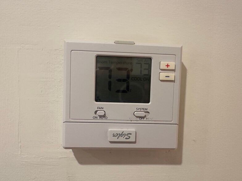 central HVAC in the unit - 18307 Burbank Blvd