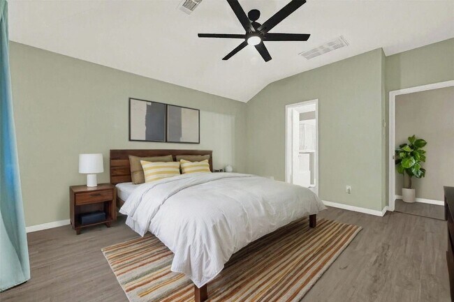 Building Photo - 8123 Solara Bend Ct