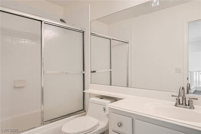 Building Photo - 3900 Triora St