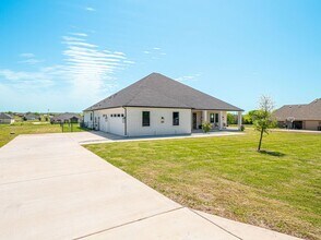 Building Photo - open concept 4bd - rent to own