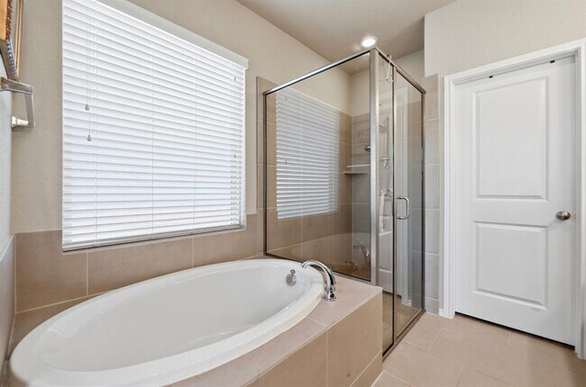 Building Photo - 373 Lacey Oak Lp