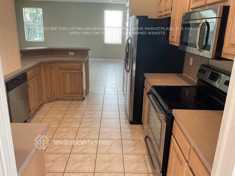 Building Photo - 4132 Trenton Ave