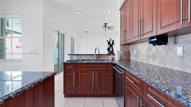 Building Photo - 17994 NW 87th Pl