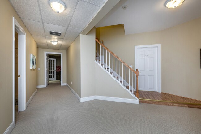 Building Photo - 15 Logging Trail Ln