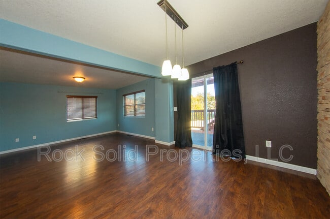 Building Photo - 6963 Countryside Ave