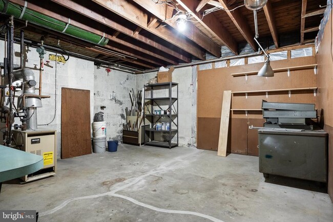 Building Photo - 55 E Evesham Rd