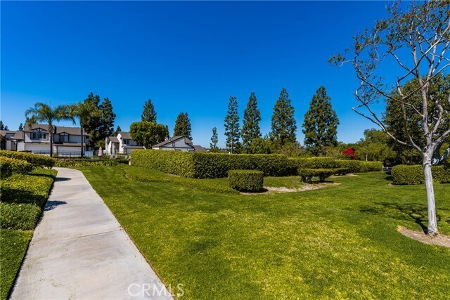 Building Photo - 242 Preakness Dr
