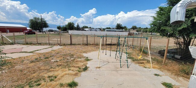 Building Photo - 655 3rd St