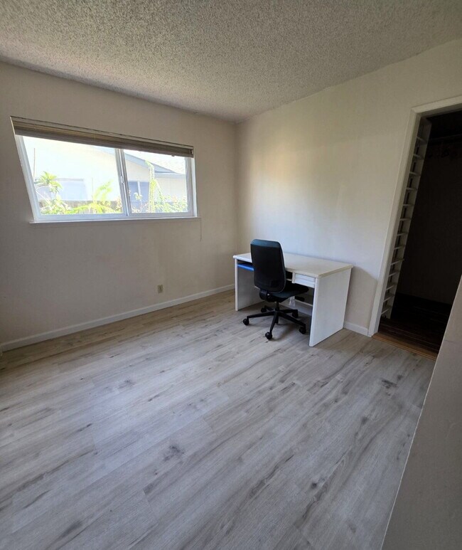 Building Photo - Beautiful Westside Santa Cruz Home Near UCSC