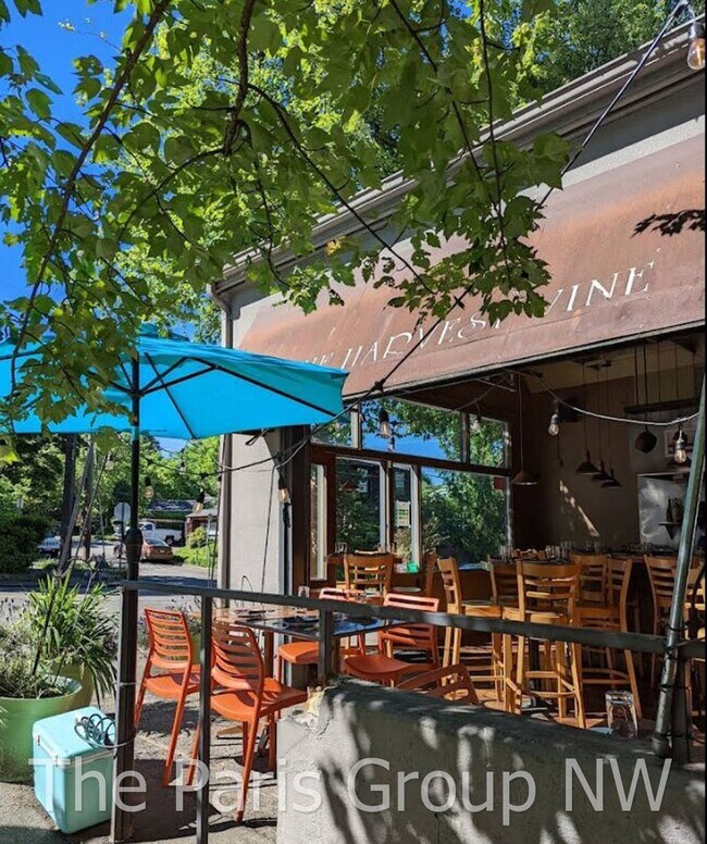 Building Photo - Marvelous Madison Valley Home * Central A/...