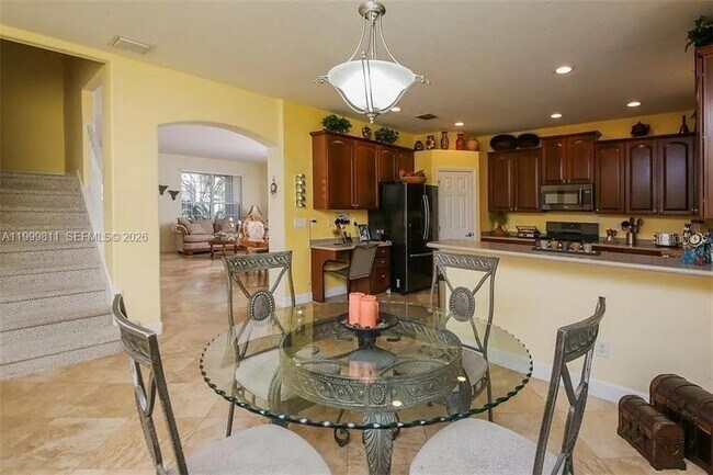 Building Photo - 6945-6974 74th St Cir E