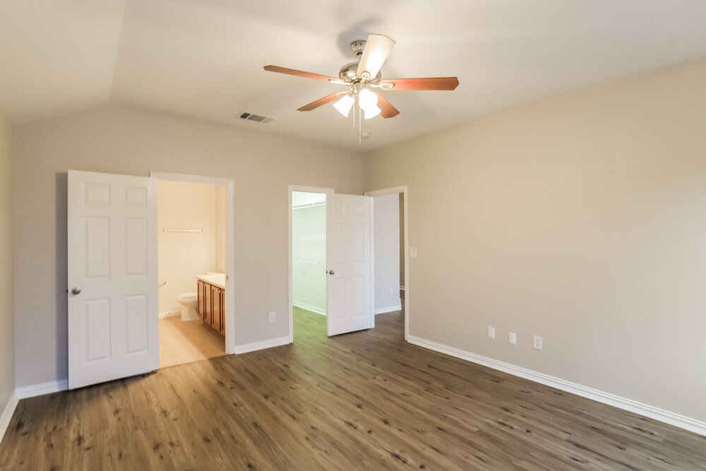 Building Photo - 713 Cedar Cove Dr