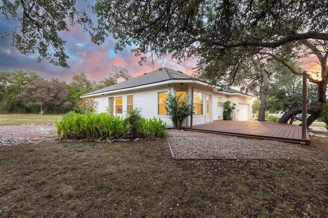 Building Photo - 704 Ridgmar Rd