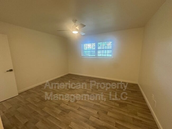 Building Photo - 2320 S 84th E Ave
