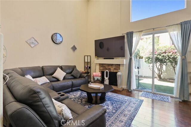 Building Photo - 98 Mira Mesa