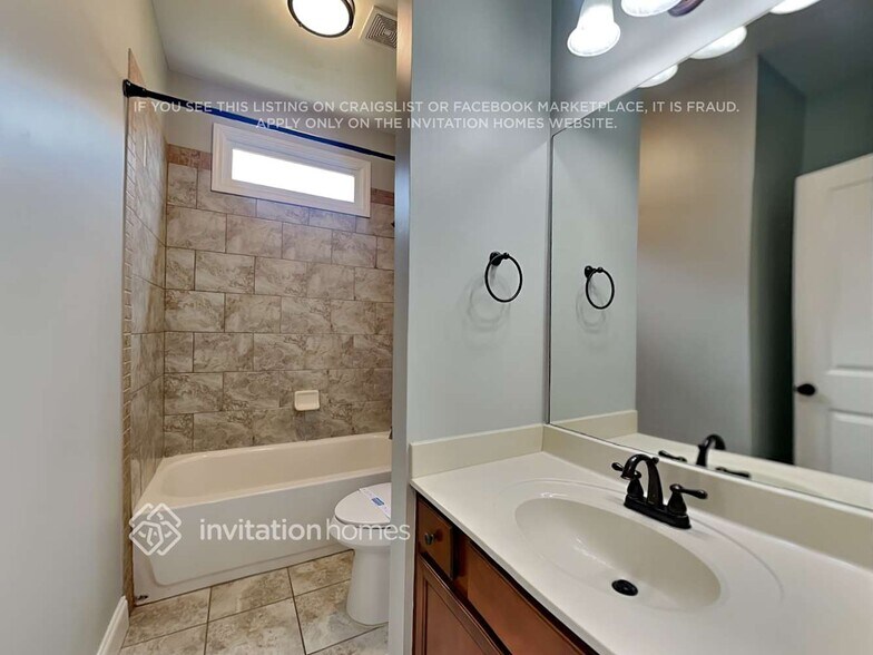Building Photo - 2627 Creek Rock Cir