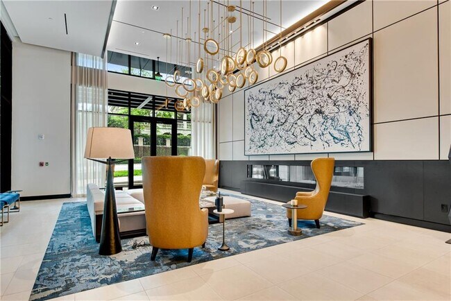 Building Photo - 2425 Peachtree Rd
