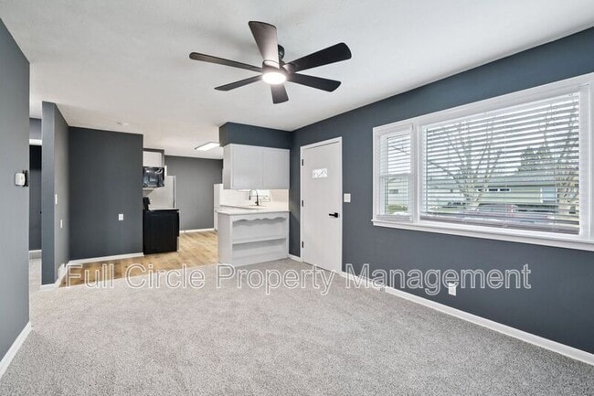 Building Photo - 803 N Christy St