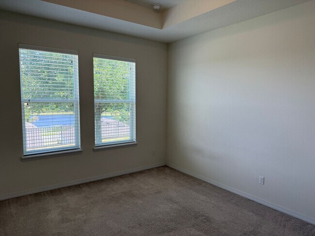 Building Photo - BEAUTIFUL 4 BEDROOMS, 3 BATHS,  SINGLE FAMILY HOME IN HARVEST LANDING IN CLERMONT