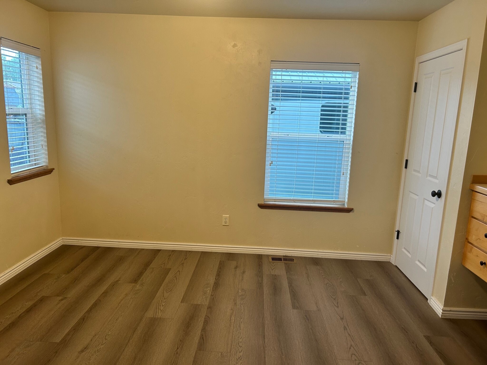 Building Photo - 123 Aspen Grv Ct