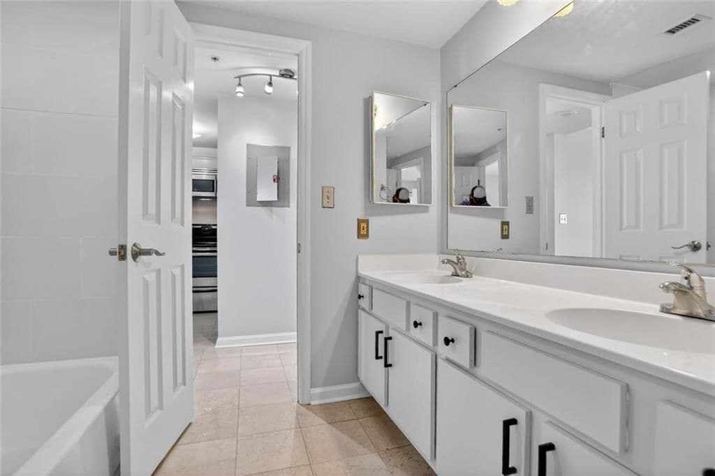 Building Photo - 199 14th St NE