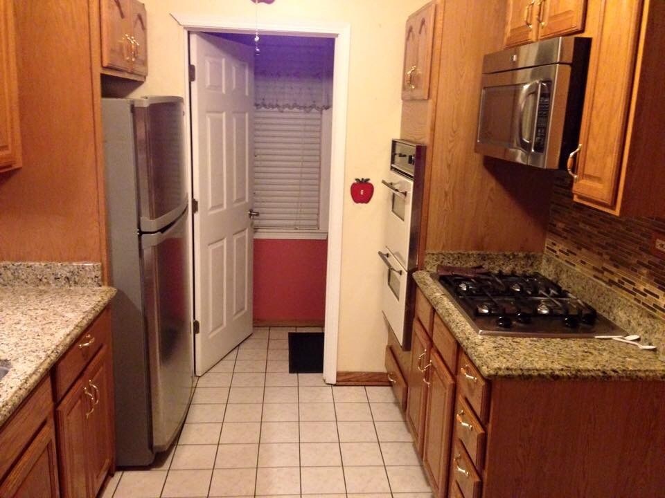 Building Photo - 358 Slade Ave