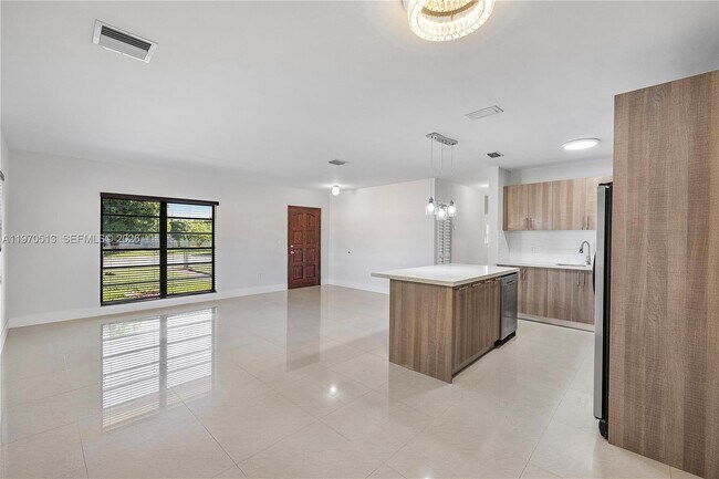 Building Photo - 3840 NW 176th St