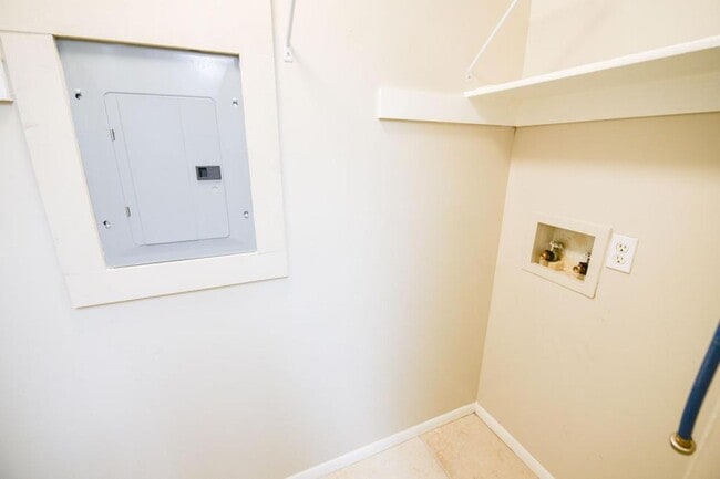 Building Photo - 455 US-19 ALT