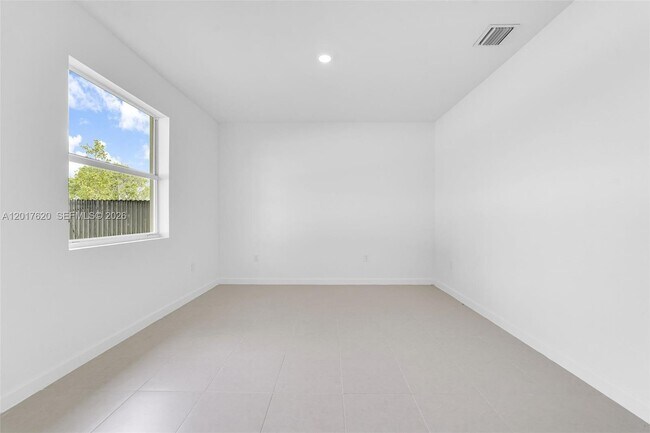 Building Photo - 27232 SW 159th Path