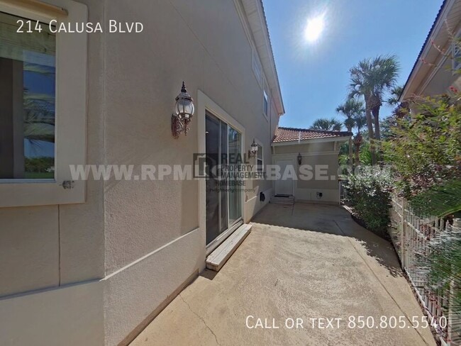 Building Photo - 214 Calusa Blvd