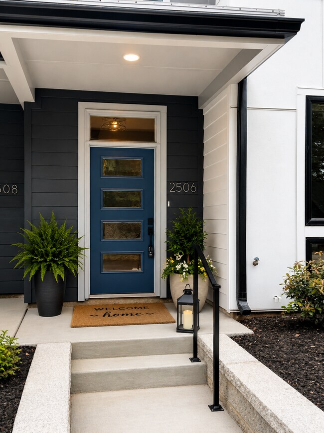 Building Photo - 2506 Freeman Rd SW